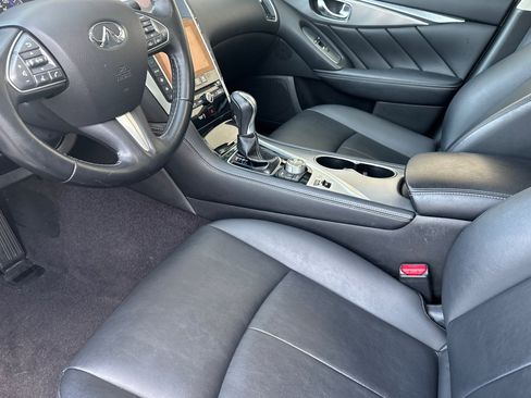 Used 2016 INFINITI Q50 Premium image 11
