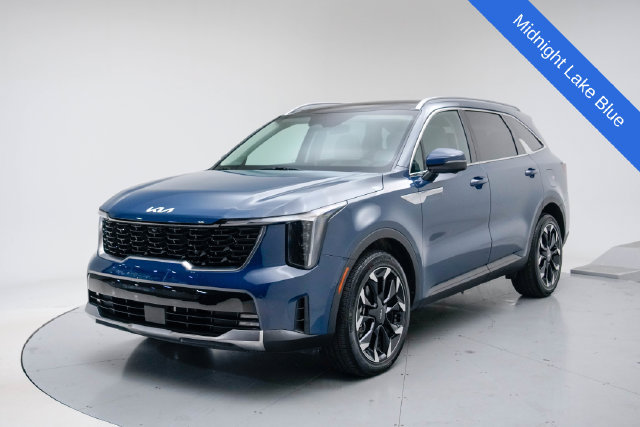 Used 2025 Kia Sorento SX FWD image 3