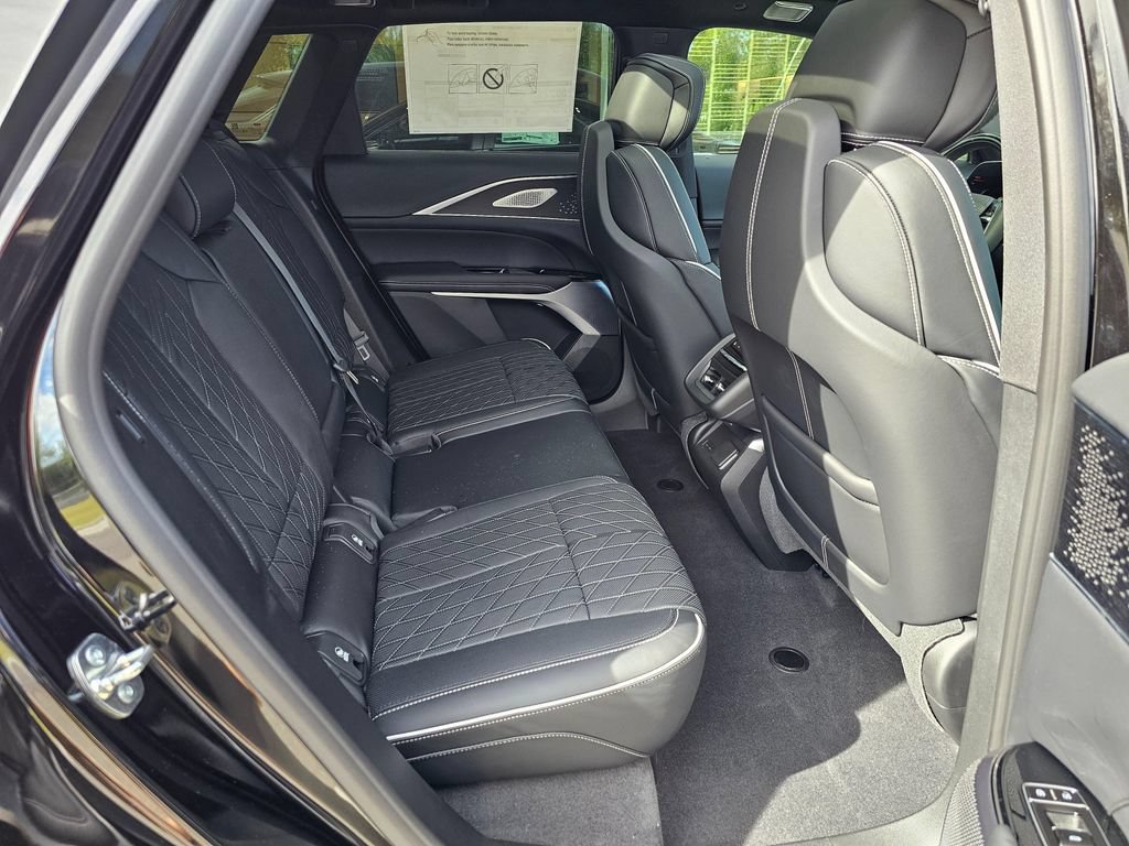 New 2026 Cadillac Lyriq V AWD/4WD image 12