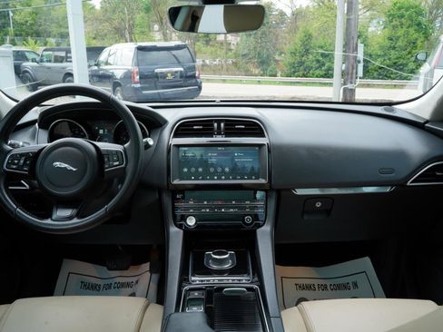 Used 2020 Jaguar F-PACE Premium AWD/4WD image 50
