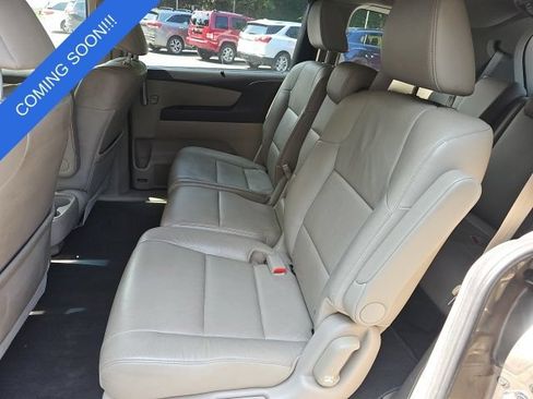 Used 2012 Honda Odyssey EX-L image 18