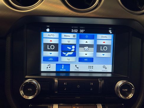 Used 2019 Ford Mustang GT Premium RWD image 17