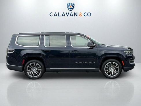 Used 2022 Jeep Grand Wagoneer Series II w/ Premium Group II AWD/4WD image 8