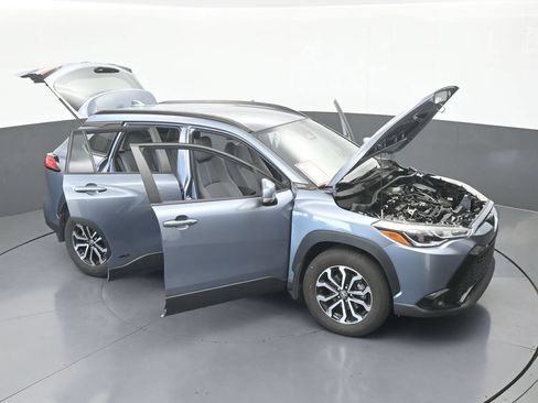 Used 2024 Toyota Corolla Cross AWD Hybrid image 65