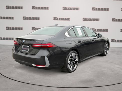 Certified 2025 BMW 530i xDrive 530i xDrive image 5