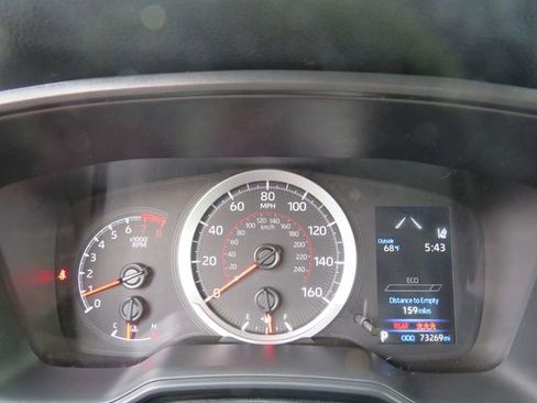 Certified 2022 Toyota Corolla Cross LE image 37