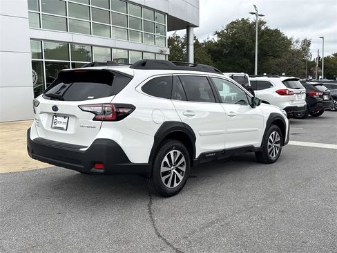 New 2025 Subaru Outback Premium image 8