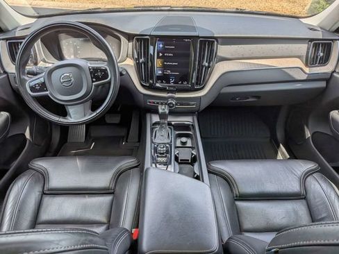 Used 2021 Volvo XC60 T5 Inscription AWD/4WD image 6