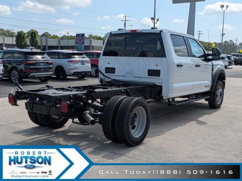 New 2025 Ford F450 XL w/ XL Chrome Package image 4