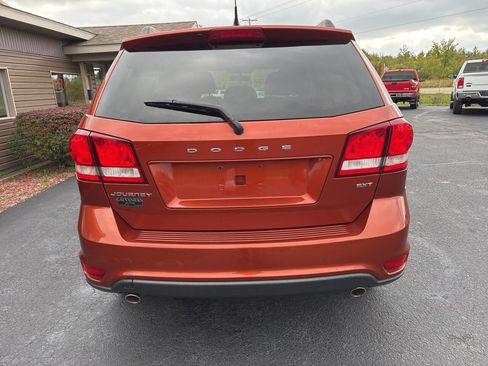 Used 2012 Dodge Journey SXT image 5