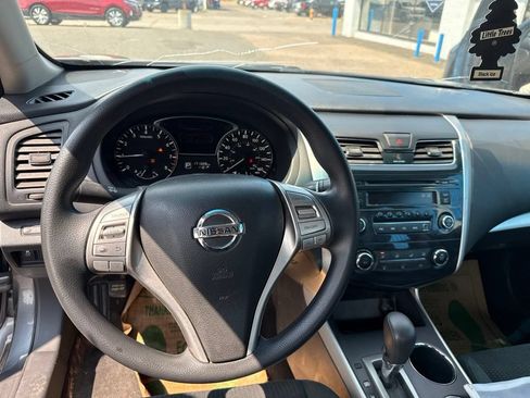 Used 2015 Nissan Altima 2.5 S w/ Power Driver Seat Package FWD image 17