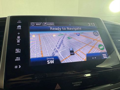 Used 2019 Honda Ridgeline RTL-T image 18