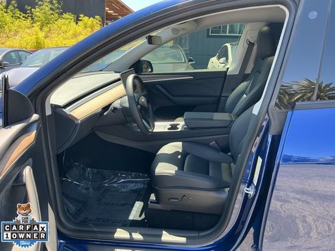 Used 2023 Tesla Model Y Long Range AWD/4WD image 13