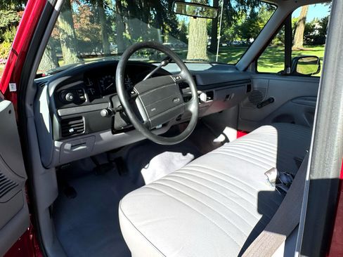 Used 1995 Ford F150 XL image 12