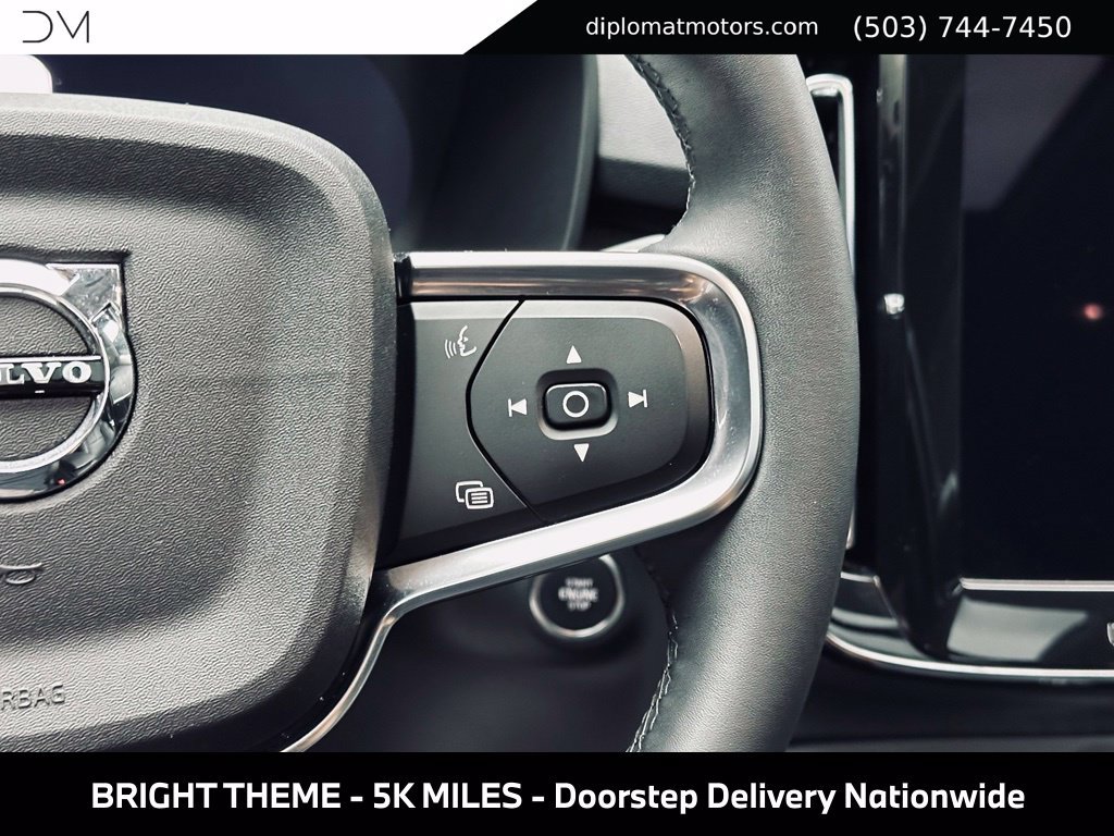 Used 2025 Volvo XC40 B5 Core w/ Protection Package Premier AWD/4WD image 31