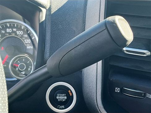 Used 2024 RAM 3500 Tradesman w/ Chrome Appearance Group image 16