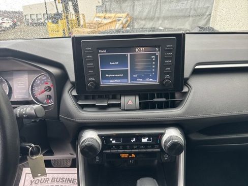 Used 2019 Toyota RAV4 LE w/ All Weather Liner Package image 13