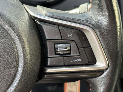 Used 2018 Subaru Crosstrek 2.0i Premium AWD/4WD image 23