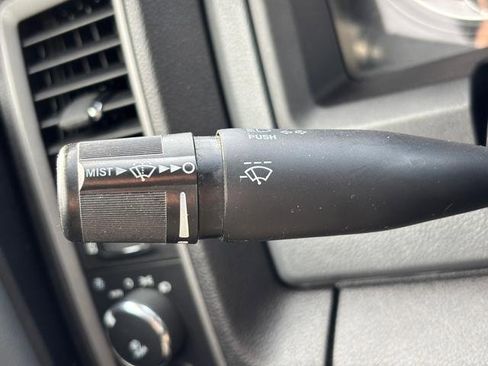 Used 2014 RAM 1500 Express image 21