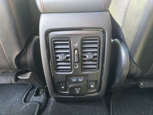 Used 2024 Dodge Durango GT image 14