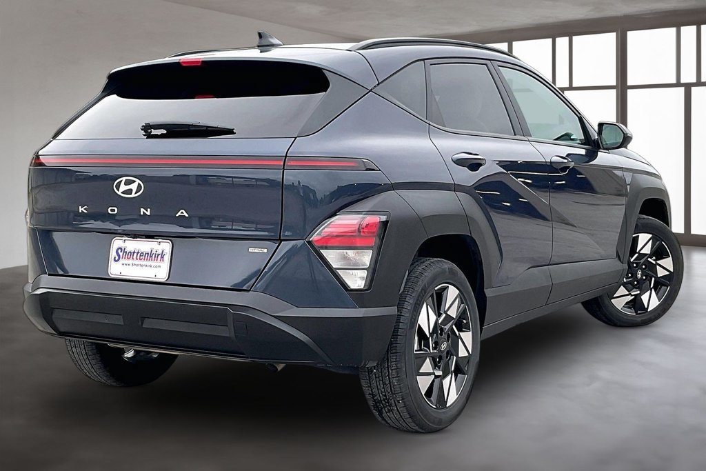 Used 2024 Hyundai Kona SEL AWD/4WD image 6
