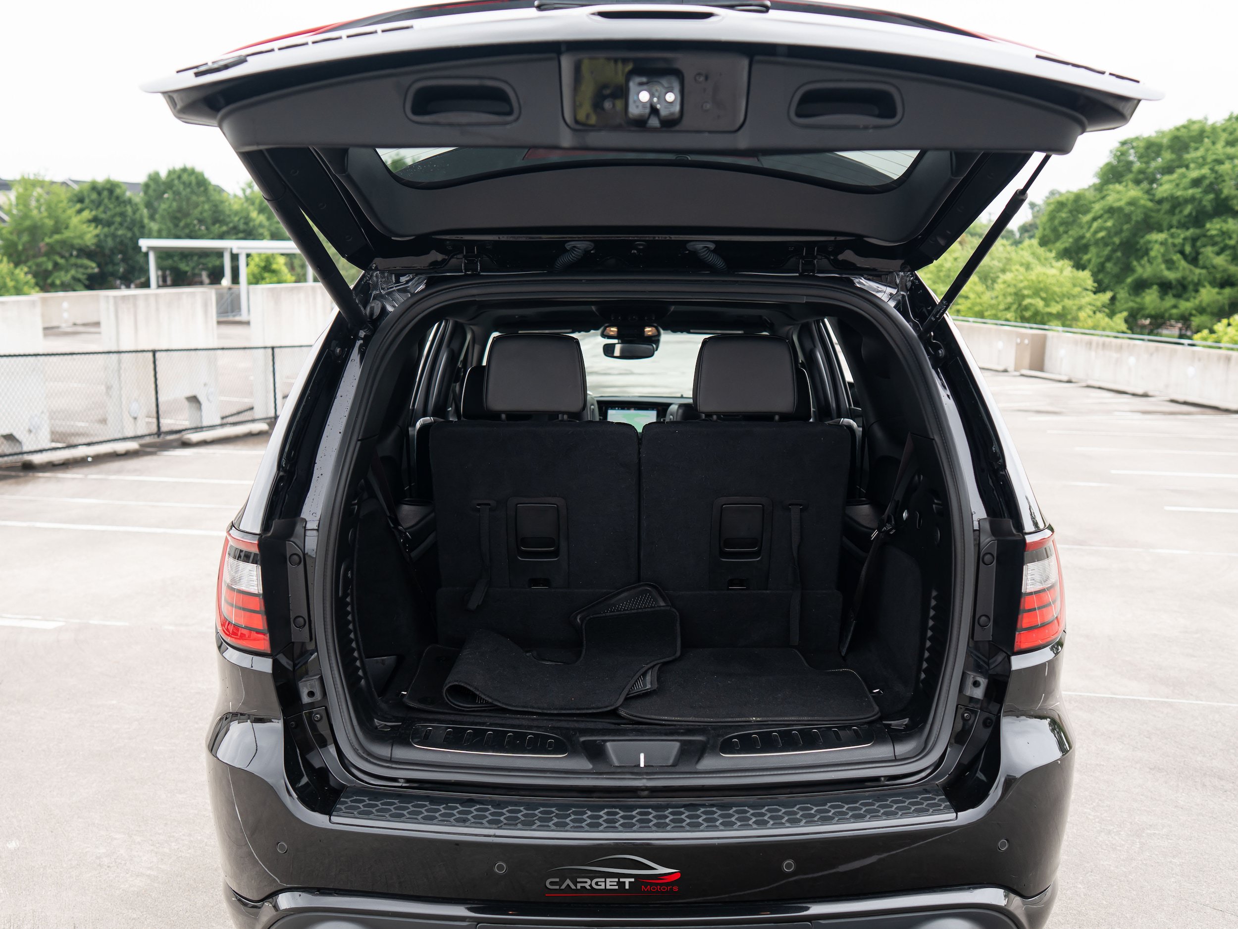 Used 2021 Dodge Durango SRT w/ Technology Group AWD/4WD image 53