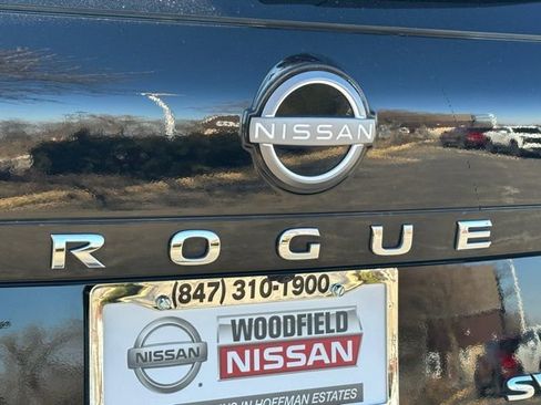 Certified 2023 Nissan Rogue SV image 15