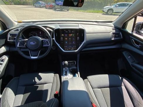Certified 2025 Subaru Ascent Premium AWD/4WD image 14