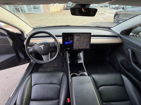 Used 2018 Tesla Model 3 Long Range image 22