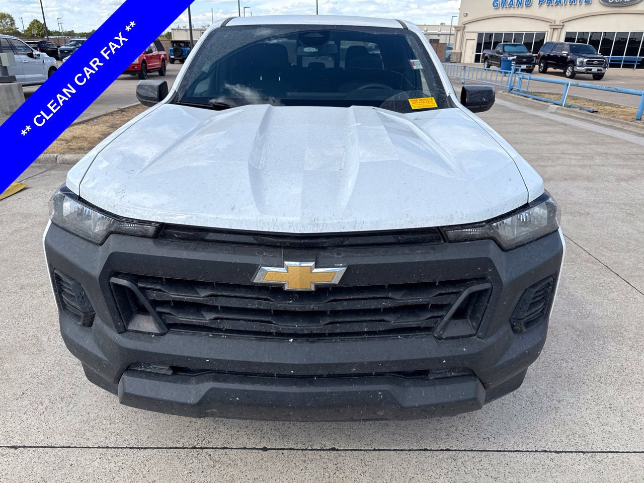 Used 2024 Chevrolet Colorado W/T w/ Safety Package RWD image 2