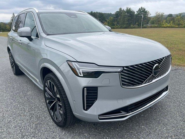Used 2026 Volvo XC90 B6 Plus AWD/4WD image 16