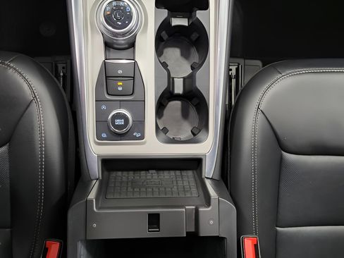 Used 2023 Ford Explorer Limited w/ Equipment Group 301A image 16