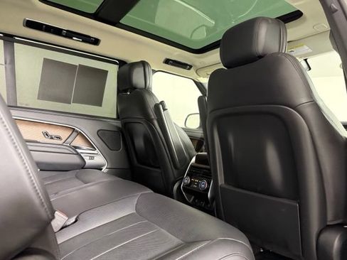 Certified 2025 Land Rover Range Rover Long Wheelbase SE AWD/4WD image 28