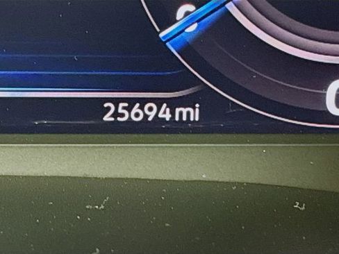 Used 2023 Volkswagen Atlas SEL Premium image 13