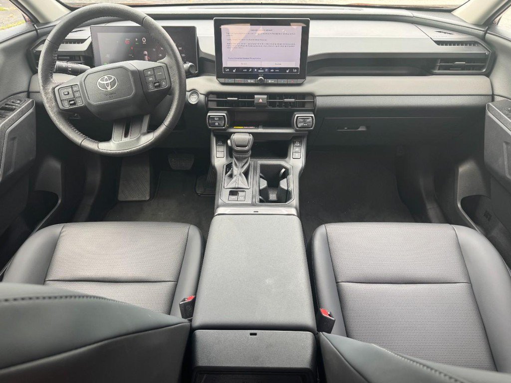 Used 2026 Toyota RAV4 XLE Premium AWD/4WD image 17