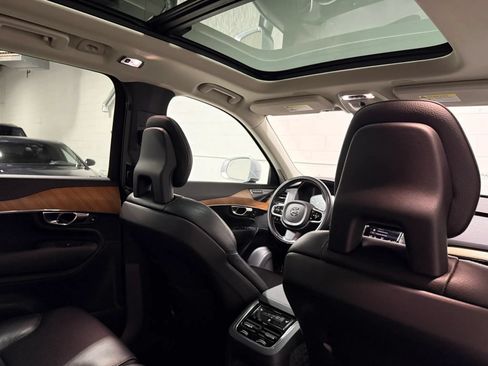 Used 2021 Volvo XC90 T8 Inscription Expression w/ Climate Package AWD/4WD image 59