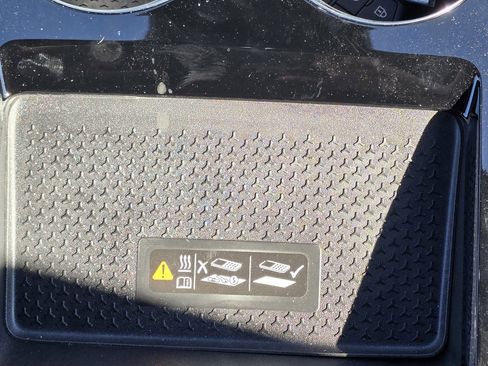 Used 2025 Chevrolet Blazer EV LT w/ Super Cruise Package image 35