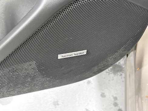 Used 2022 Subaru Forester Limited image 19