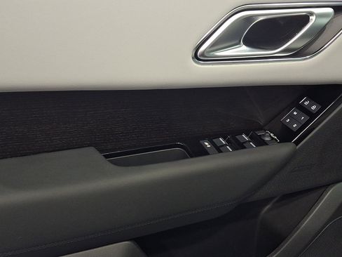Certified 2026 Land Rover Range Rover Velar S AWD/4WD image 12