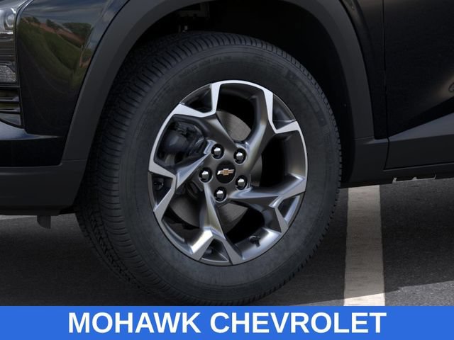 New 2026 Chevrolet Trax LT w/ Driver Confidence Package FWD image 9