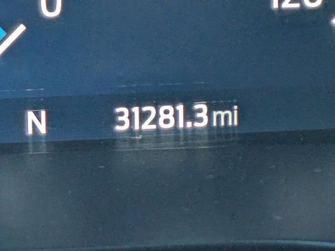 Used 2022 Ford F150 Lariat w/ Trailer Tow Package image 24