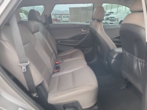 Used 2019 Hyundai Santa Fe XL SE w/ SE Premium Package 02 AWD/4WD image 28