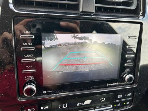 Used 2021 Toyota Prius LE FWD image 24