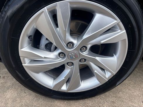 Used 2025 Buick Encore GX Preferred FWD image 29