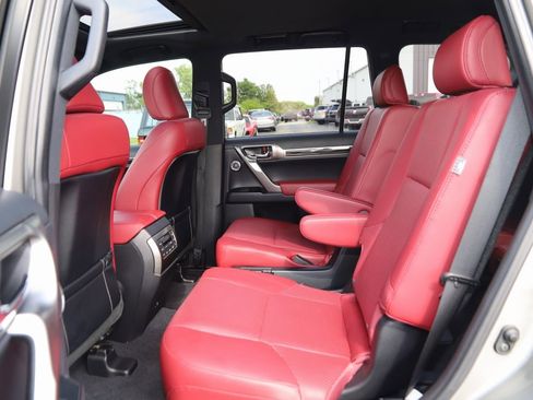 Used 2023 Lexus GX 460 Luxury w/ Sport Design Package image 68