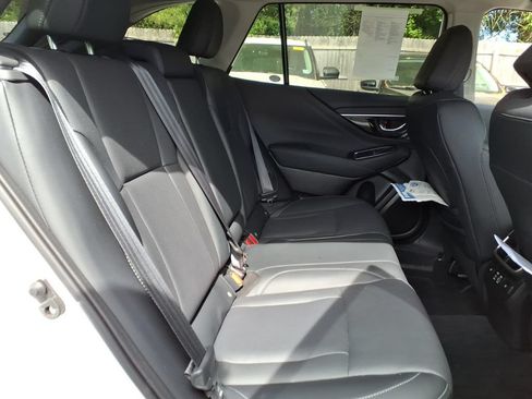 Used 2023 Subaru Outback Limited AWD/4WD image 12