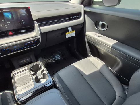 New 2026 Hyundai Ioniq 5 SEL AWD/4WD image 14