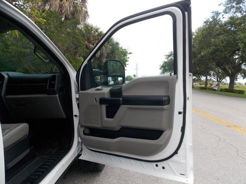Used 2021 Ford F450 XL w/ Power Equipment Group RWD image 8