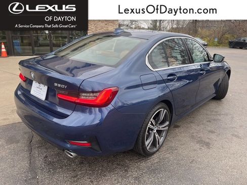 Used 2022 BMW 330i xDrive Sedan image 4