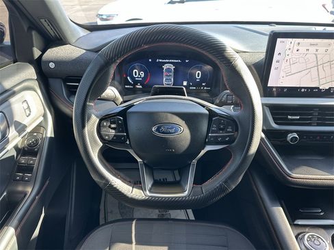 Used 2025 Ford Explorer ST-Line image 14